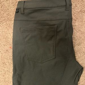 Lululemon Pants NWOT (ABC Classic)